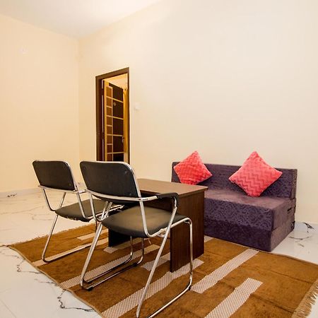 Pearl Suites, تيروباتي المظهر الخارجي الصورة